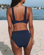 Sinforosa™ | Bikini liso de tiro alto con top en V