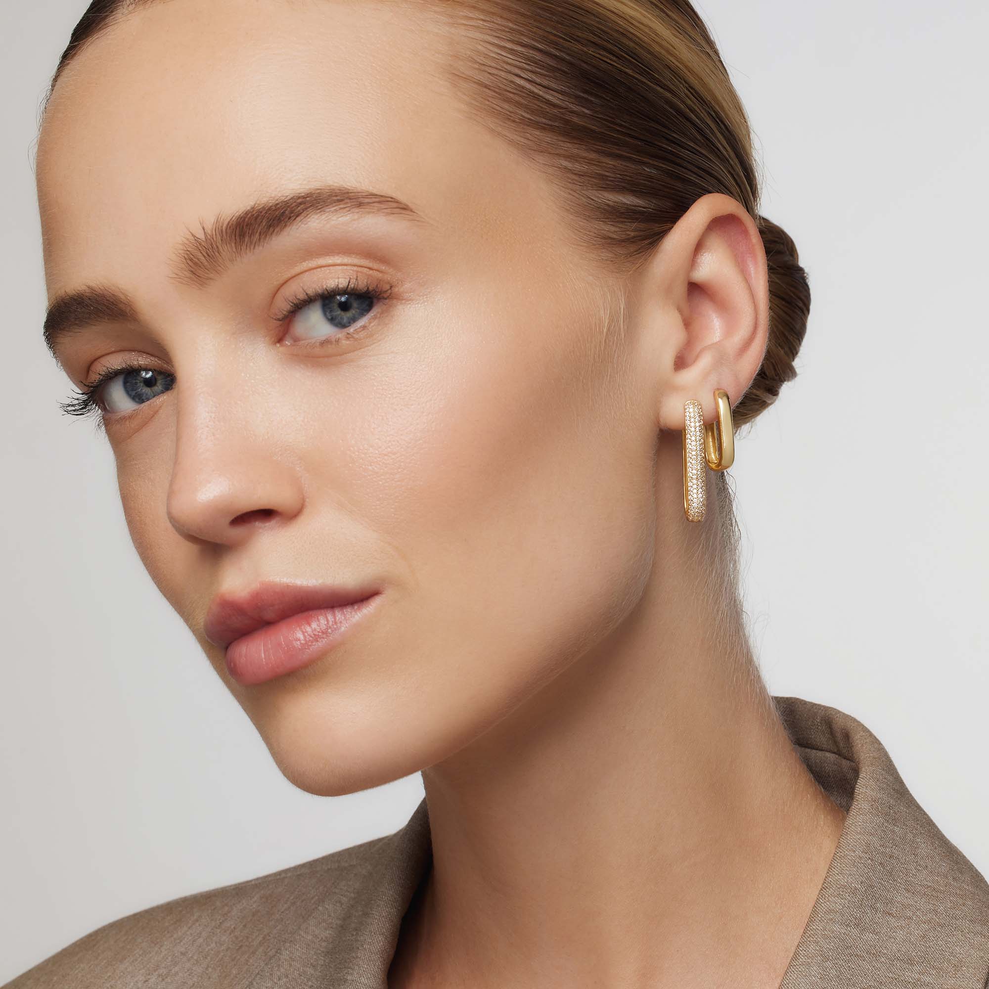 Pendientes Grandes Argolla Ícono Diamante | Oro