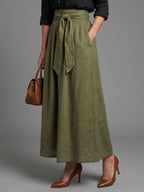Vera™ | Conjunto Blusa Negra y Falda Midi Verde Oliva