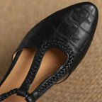 Mercedes™ | Bailarina Mary Jane con Tira T y Textura Cocodrilo