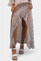 Ruth Vestido Largo Floral con Mangas 3/4 y Paneles Volantes